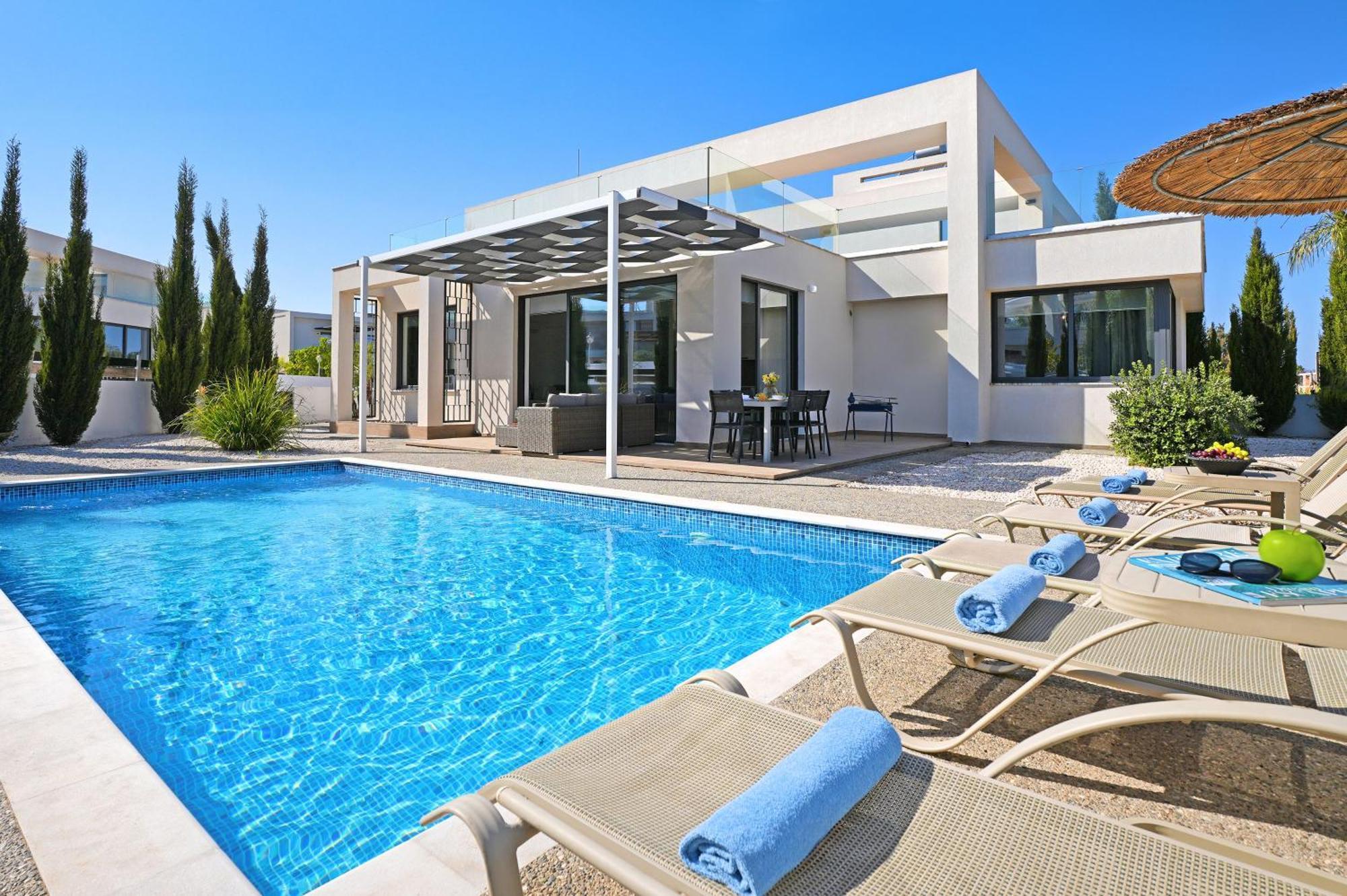 Holiday home Camellia - 3bed Large Pool